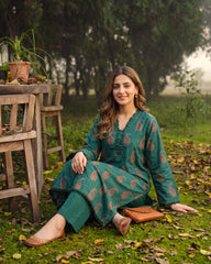 Emerald Green Paisley Stitched 2 Piece Lawn Suit | APC251104