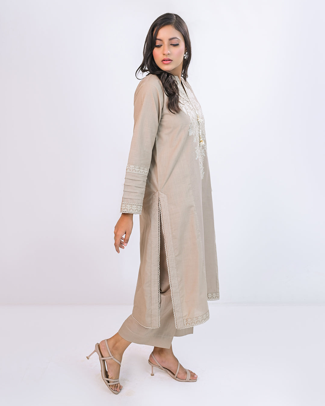 Solid Embroidered Co-ord -Arzoo