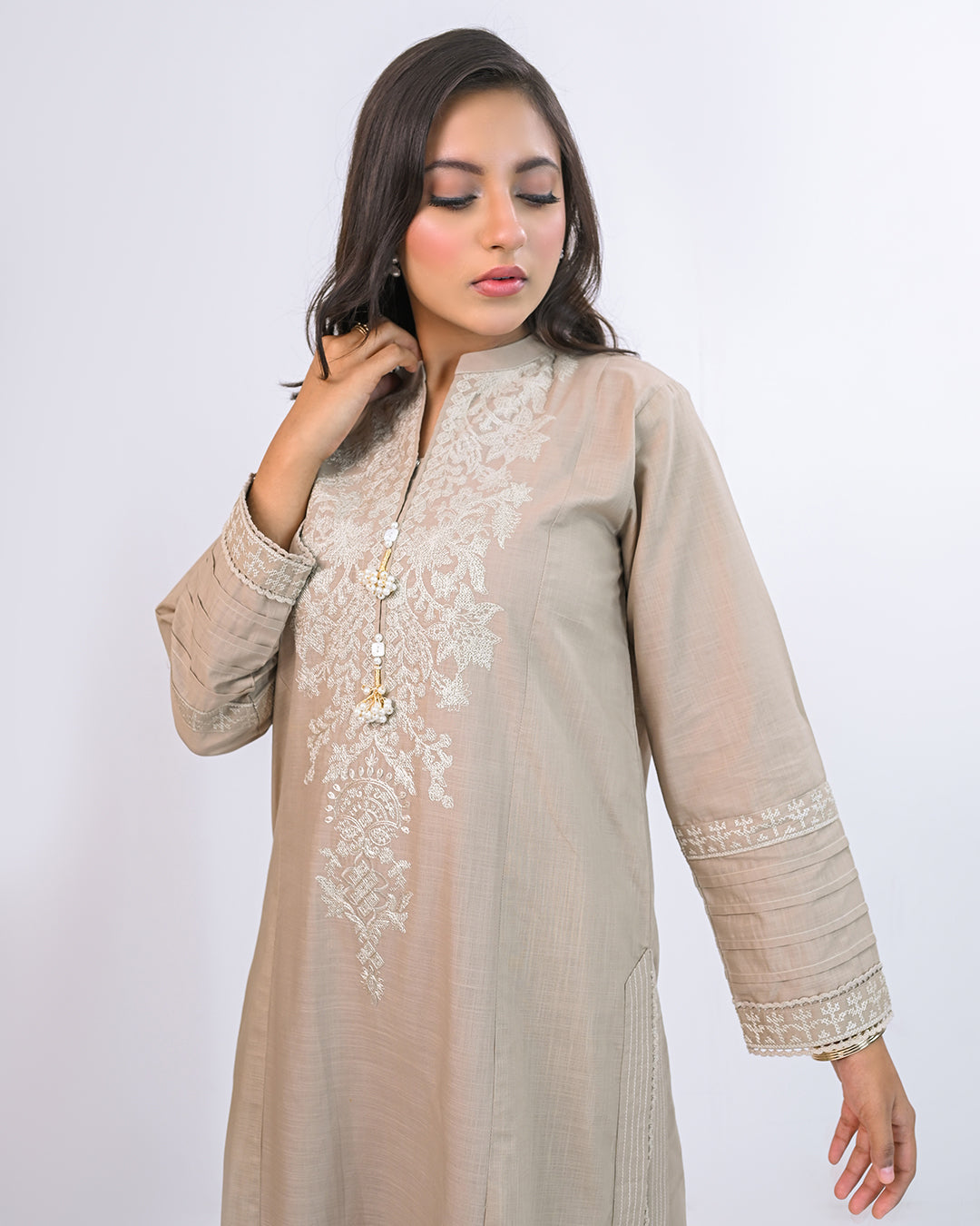 Solid Embroidered Co-ord -Arzoo