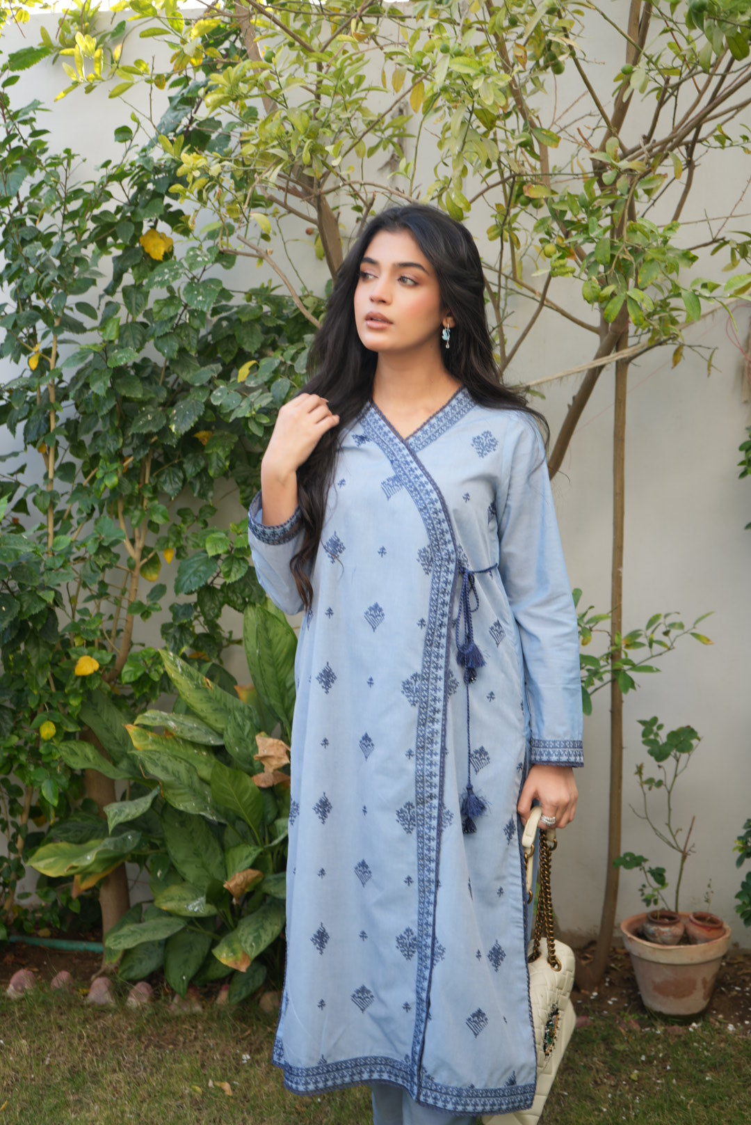 Solid Embroidered Co-ord - Samaa