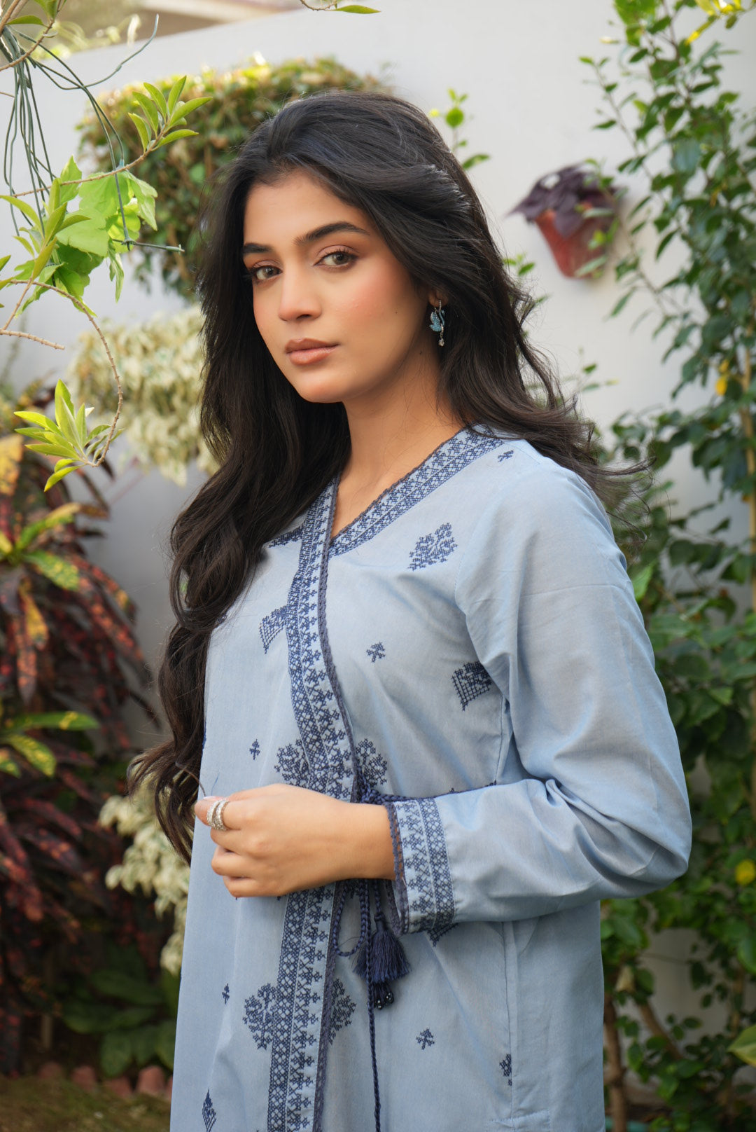 Solid Embroidered Co-ord - Samaa