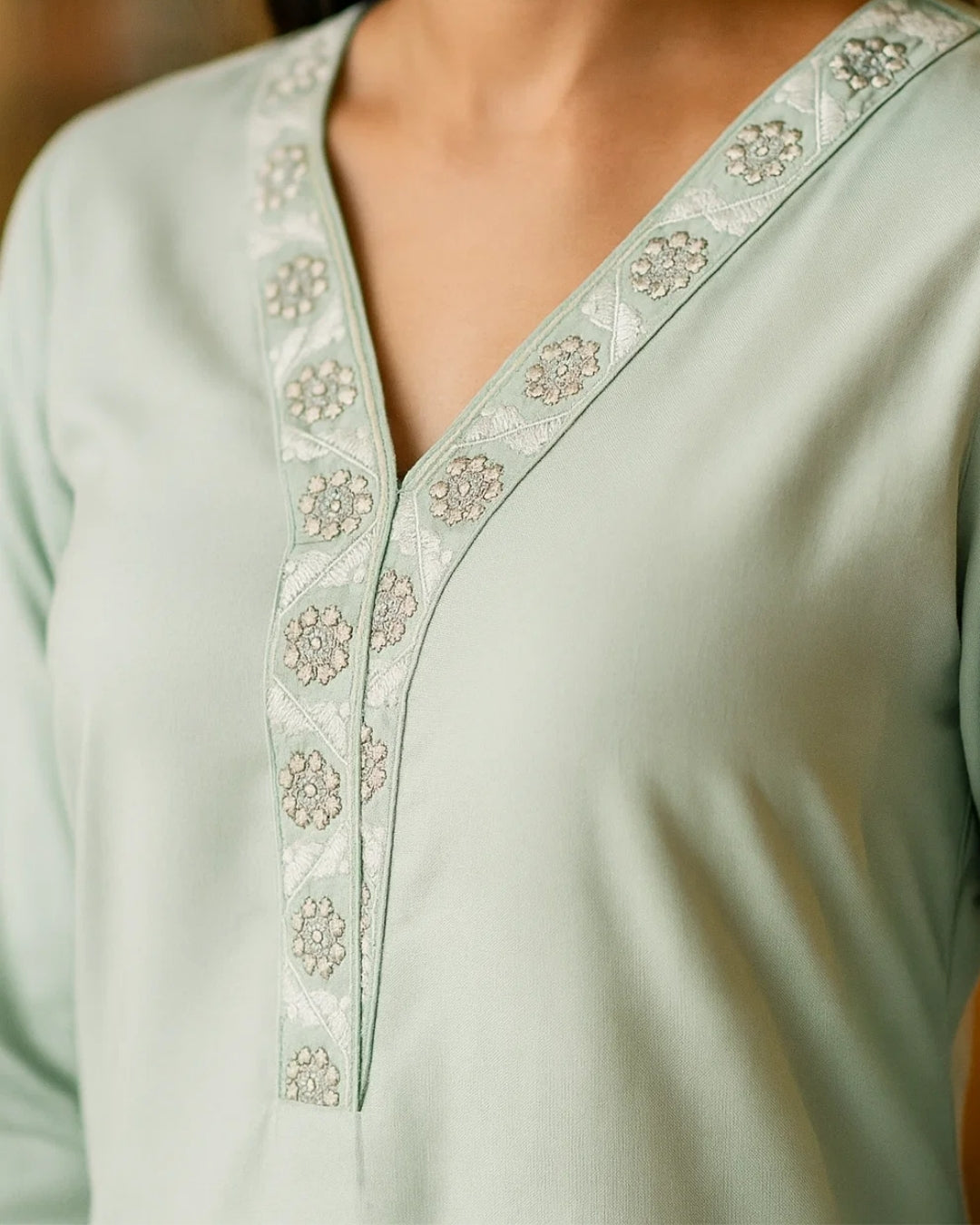 2-Piece Solid Embroidered - Hareem