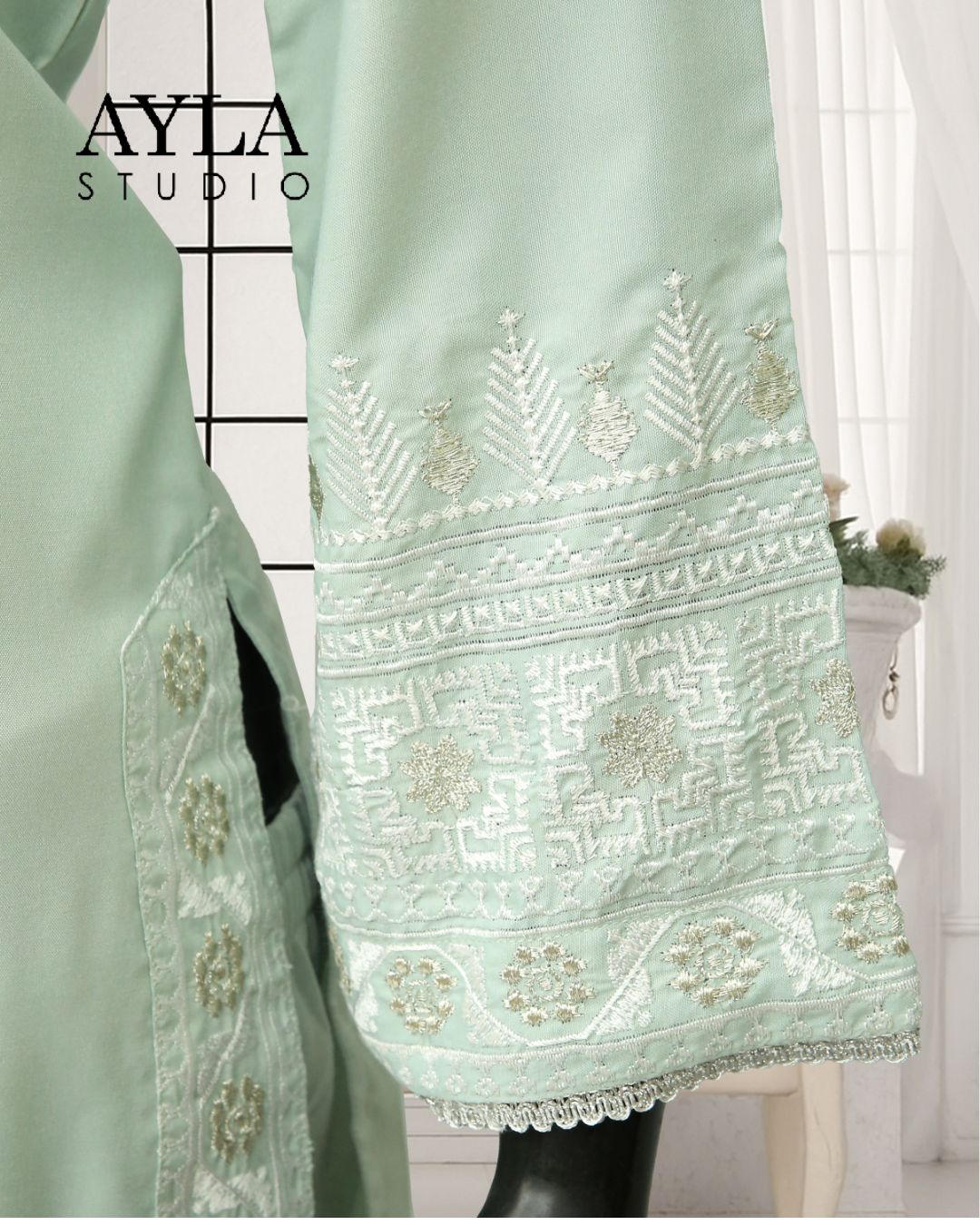 2-Piece Solid Embroidered Dress –Hareem